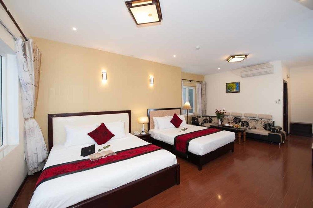Truong Son Tung 1 - Beautiful Beach Hotel Da Nang Exterior photo